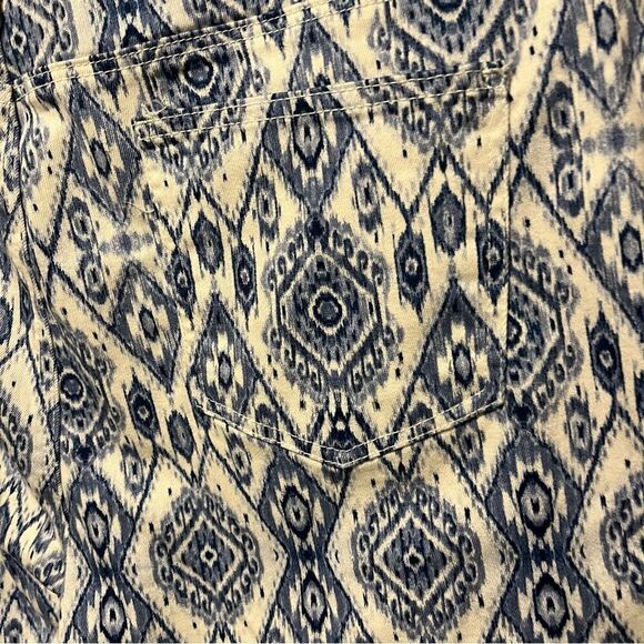 Chicos so Slimming Diamond-Print Girlfriend Crops 3 or XL - Picture 8 of 13